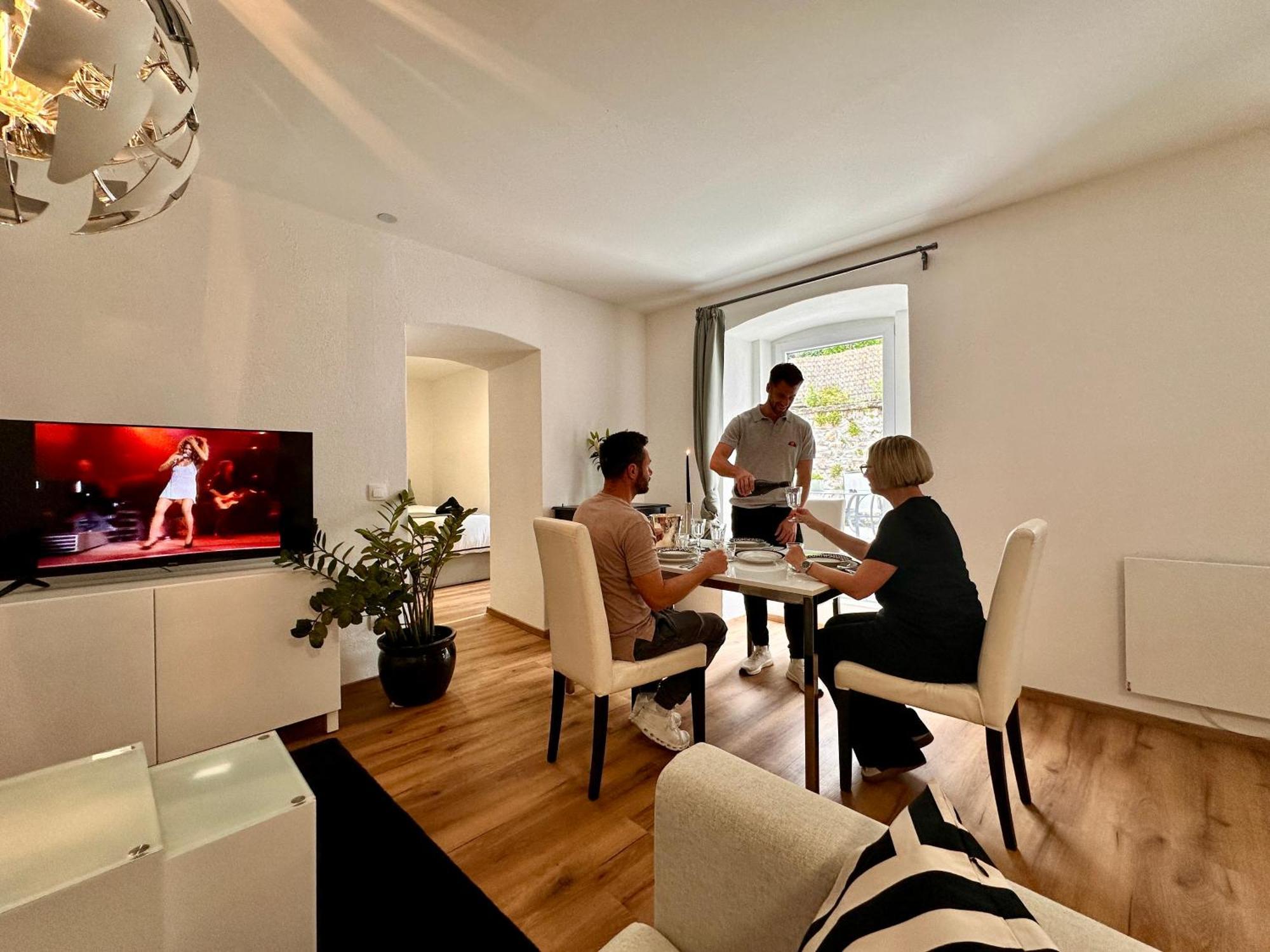 Schoene Ferienwohnung Schottwien Exterior photo